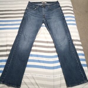 Signature Levi Strauss 33x32 Relaxed Fit Jeans